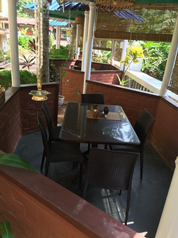 Panchavadi Ayurvedic Beach Resort Varkala Ngoại thất bức ảnh